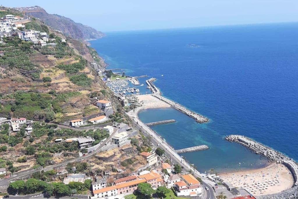 Pedreira Apartment Calheta  Eksteriør billede